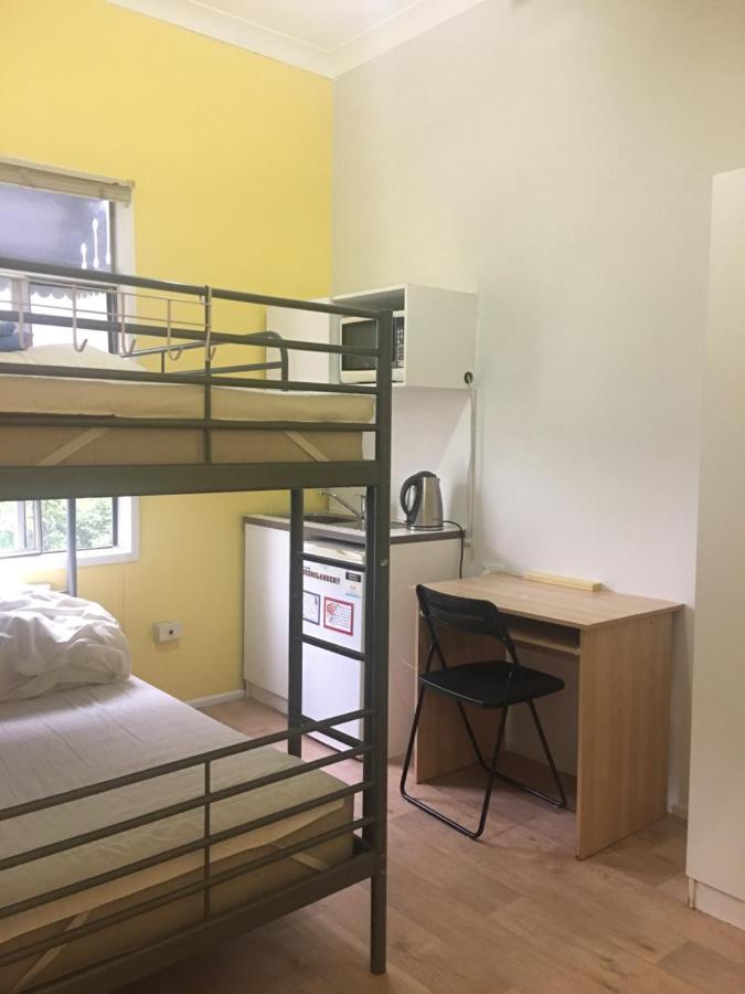 Five 2 Home Backpacker Брисбен Экстерьер фото